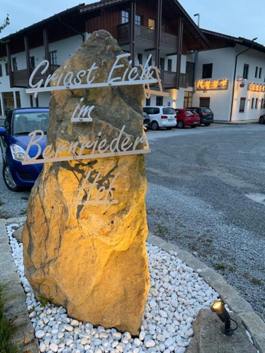 Готель Bernrieder Hof Екстер'єр фото