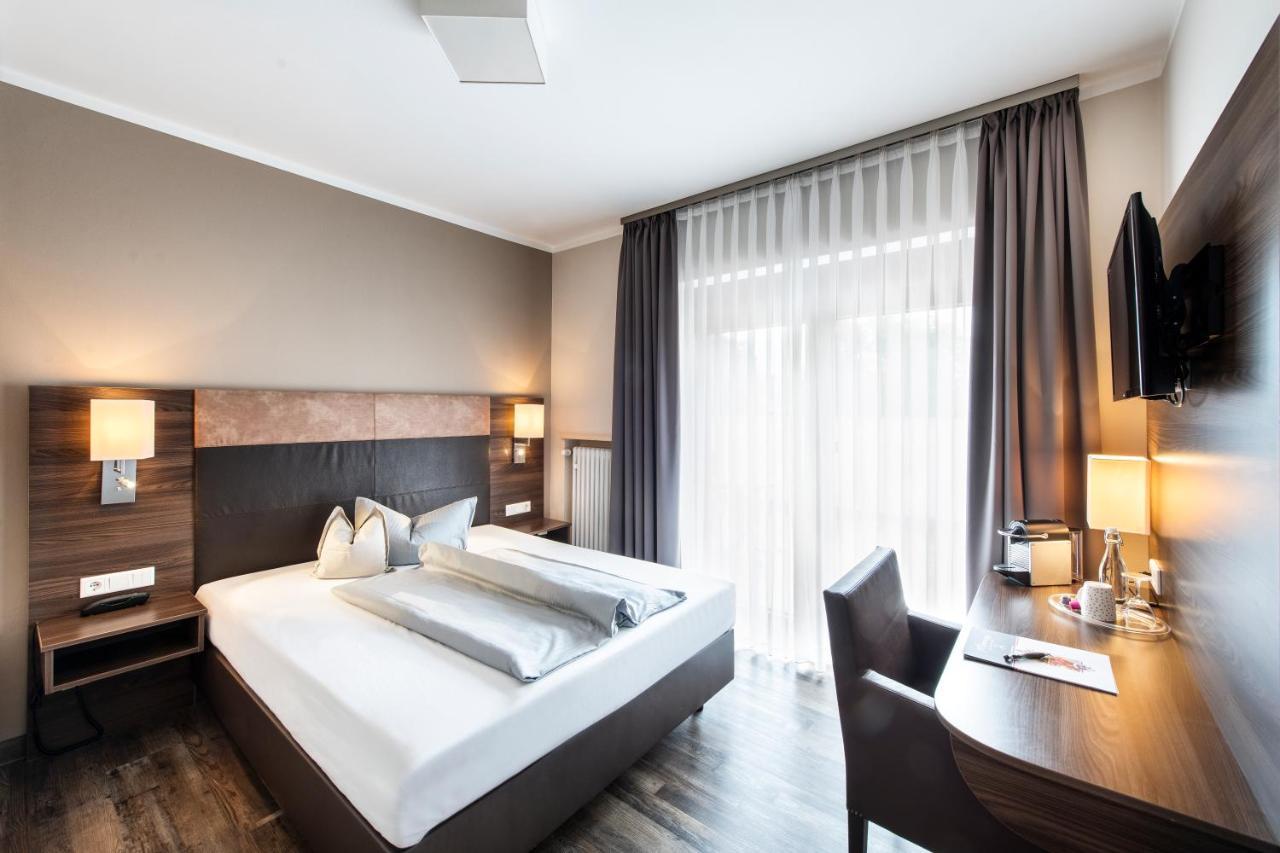 Готель Bernrieder Hof Екстер'єр фото