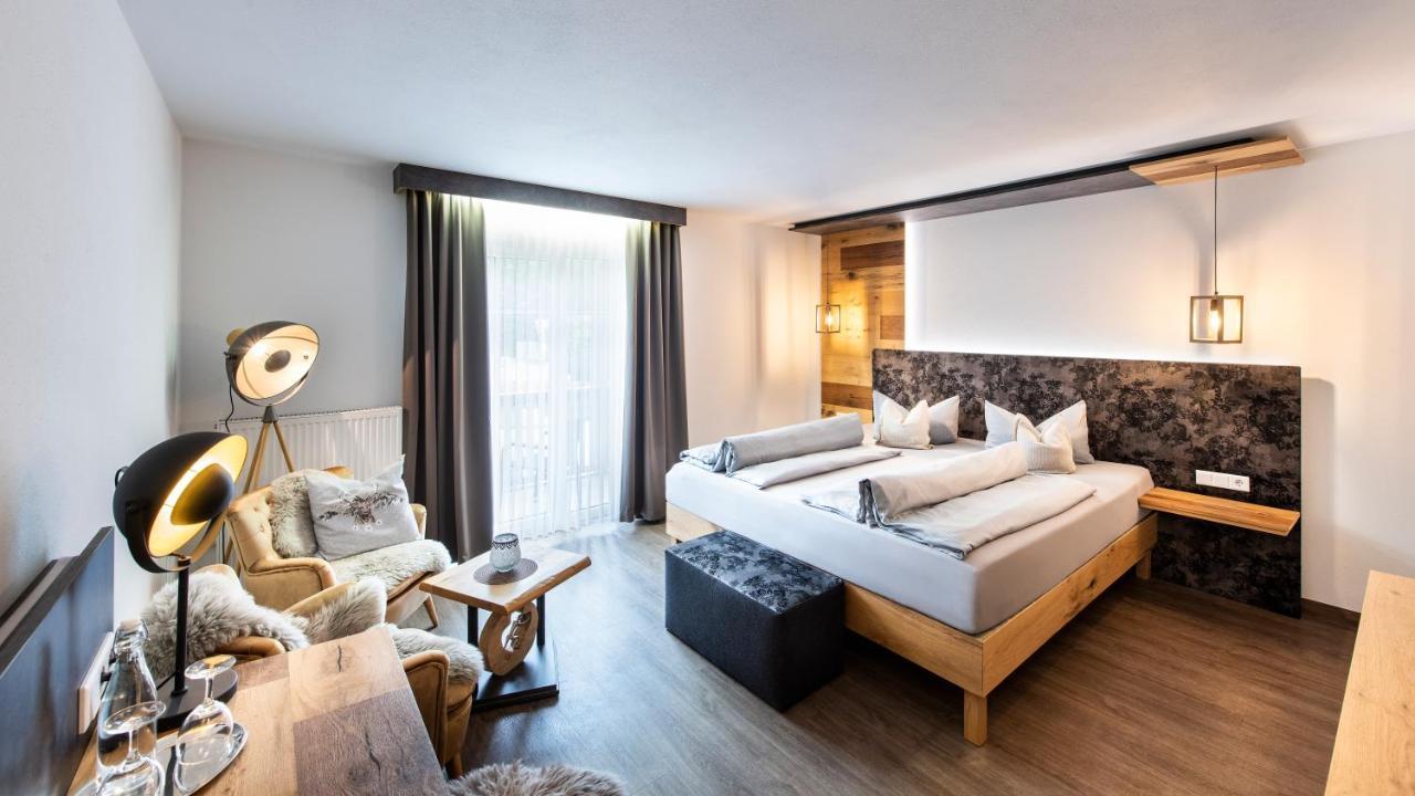 Готель Bernrieder Hof Екстер'єр фото